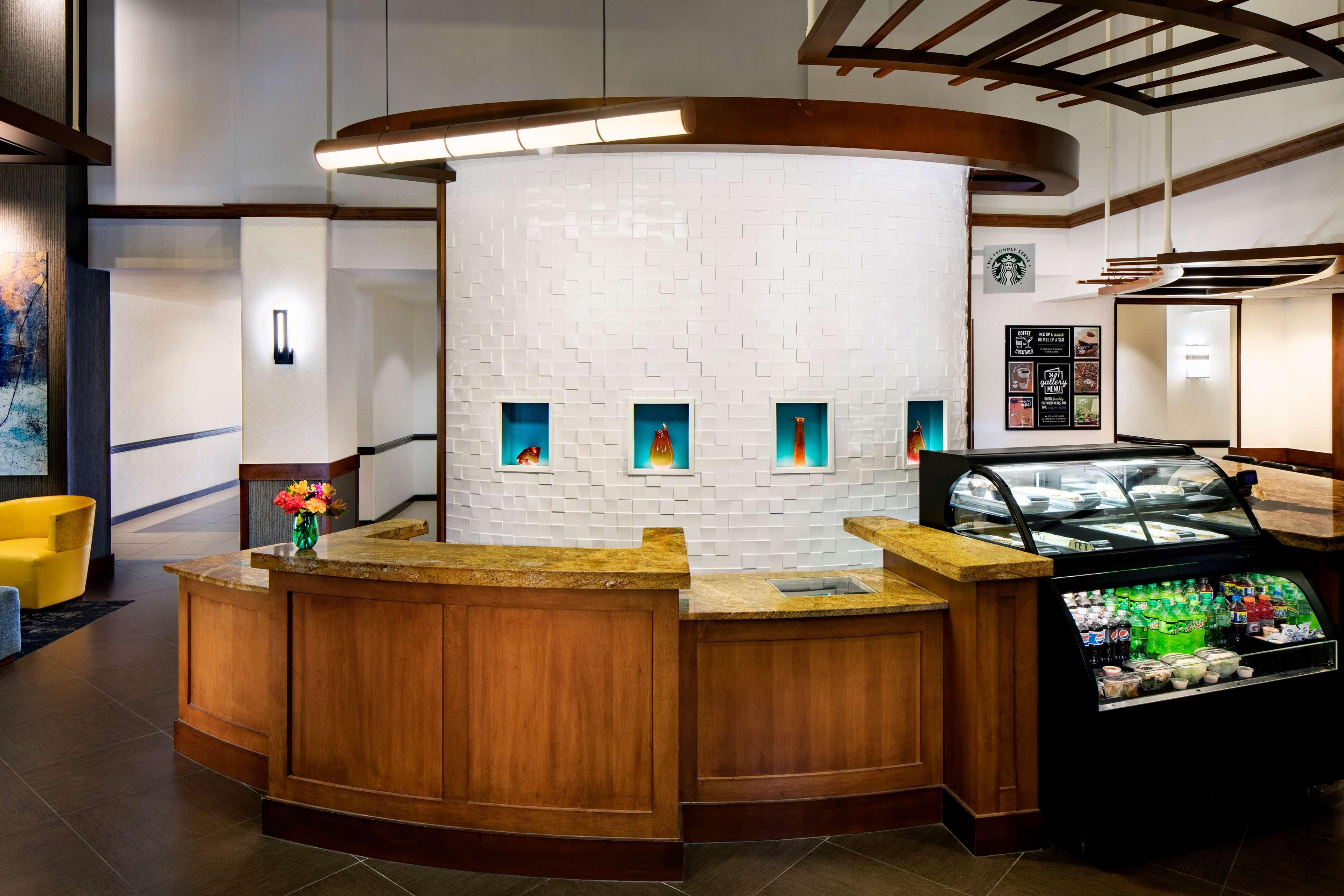 Hyatt Place Atlanta North Point Mall Hotel 3*