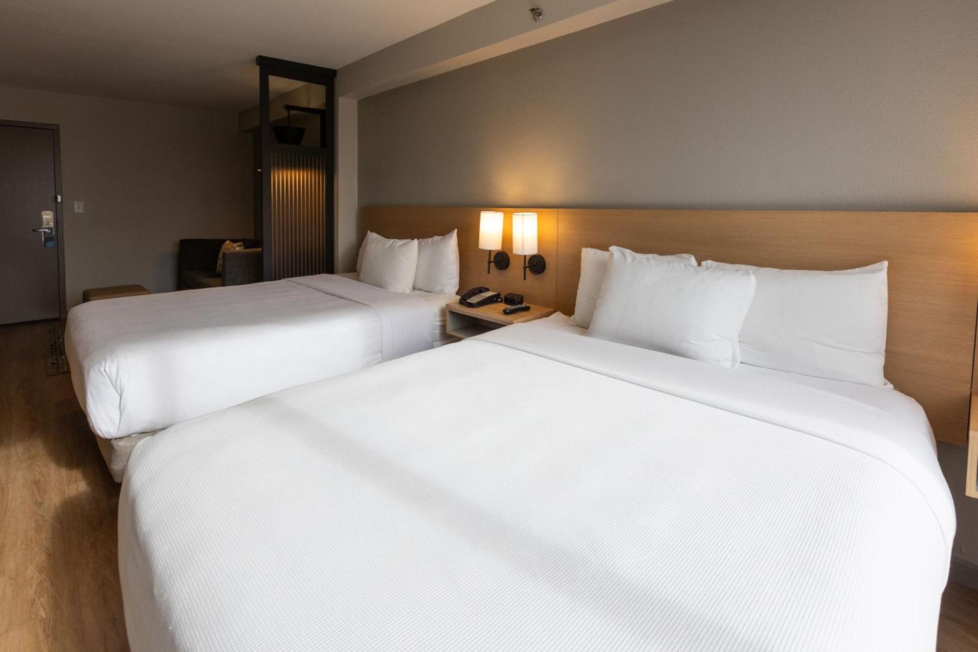 Hotel Hyatt Place Atlanta North Point Mall 3*